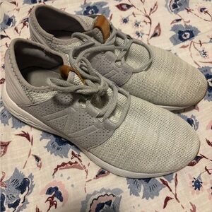 New Balance Women’s Light Gray Athletic Sneakers (Size 10)